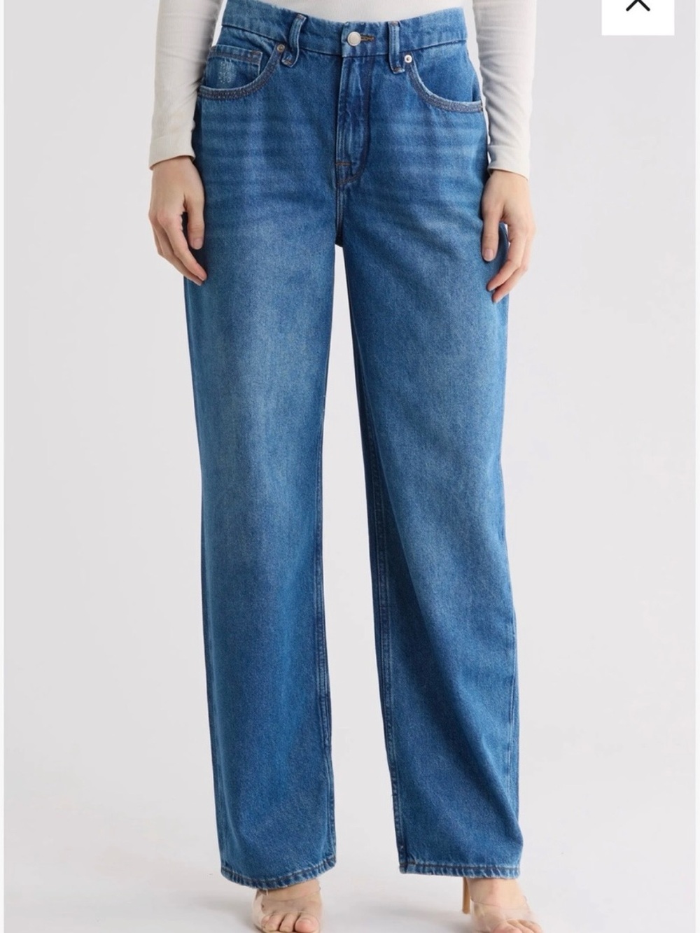 Good American Straight-Leg Jeans in Medium Blue Denim